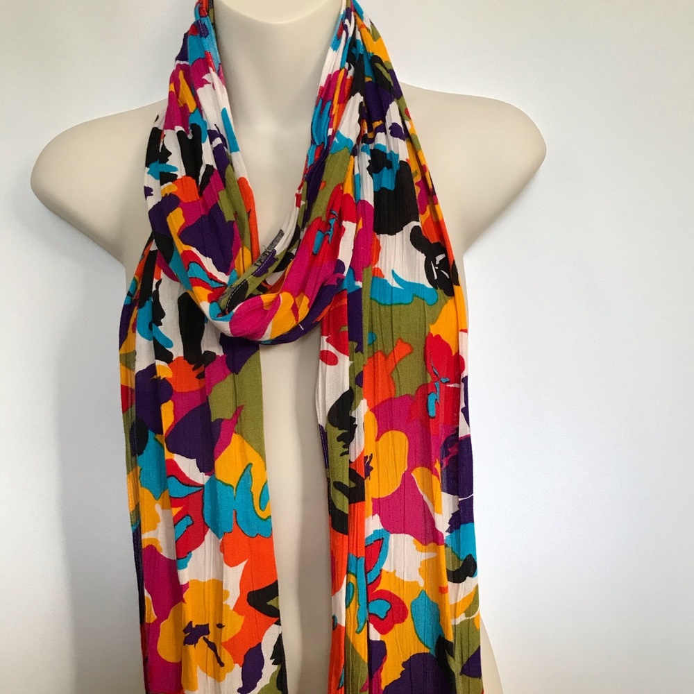 Compagnie Internationale EXPRESS Colorful Scarf